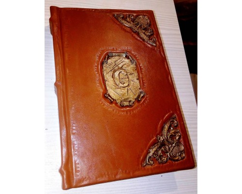 Подарочная книга "Масоны рожденные в крови"