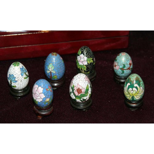 Антикварный набор яиц